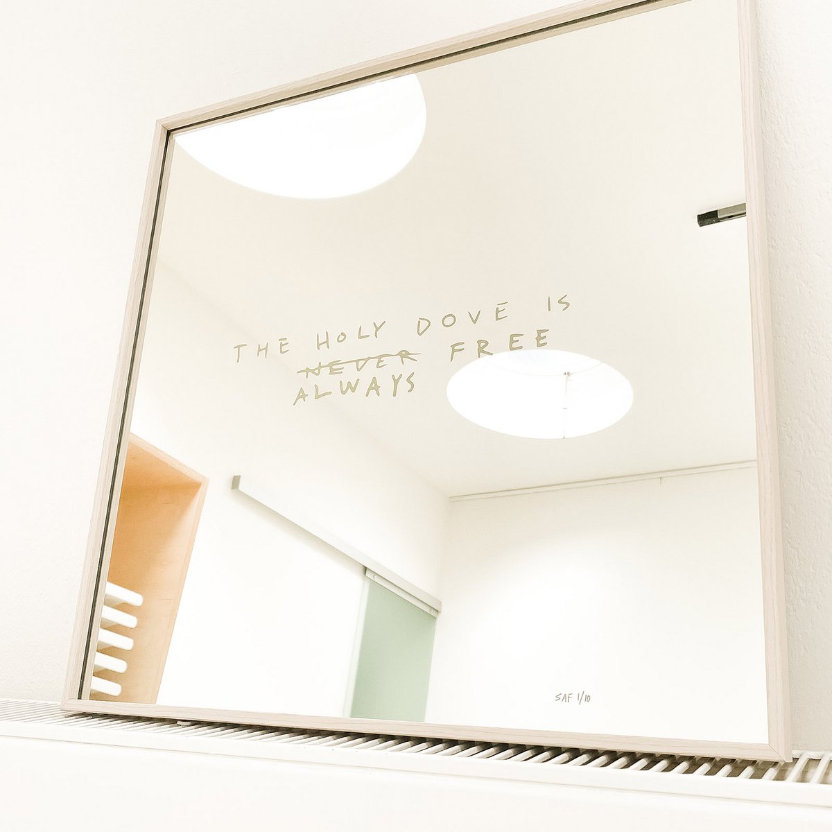 Custom Mirror (Preise auf Anfrage)
