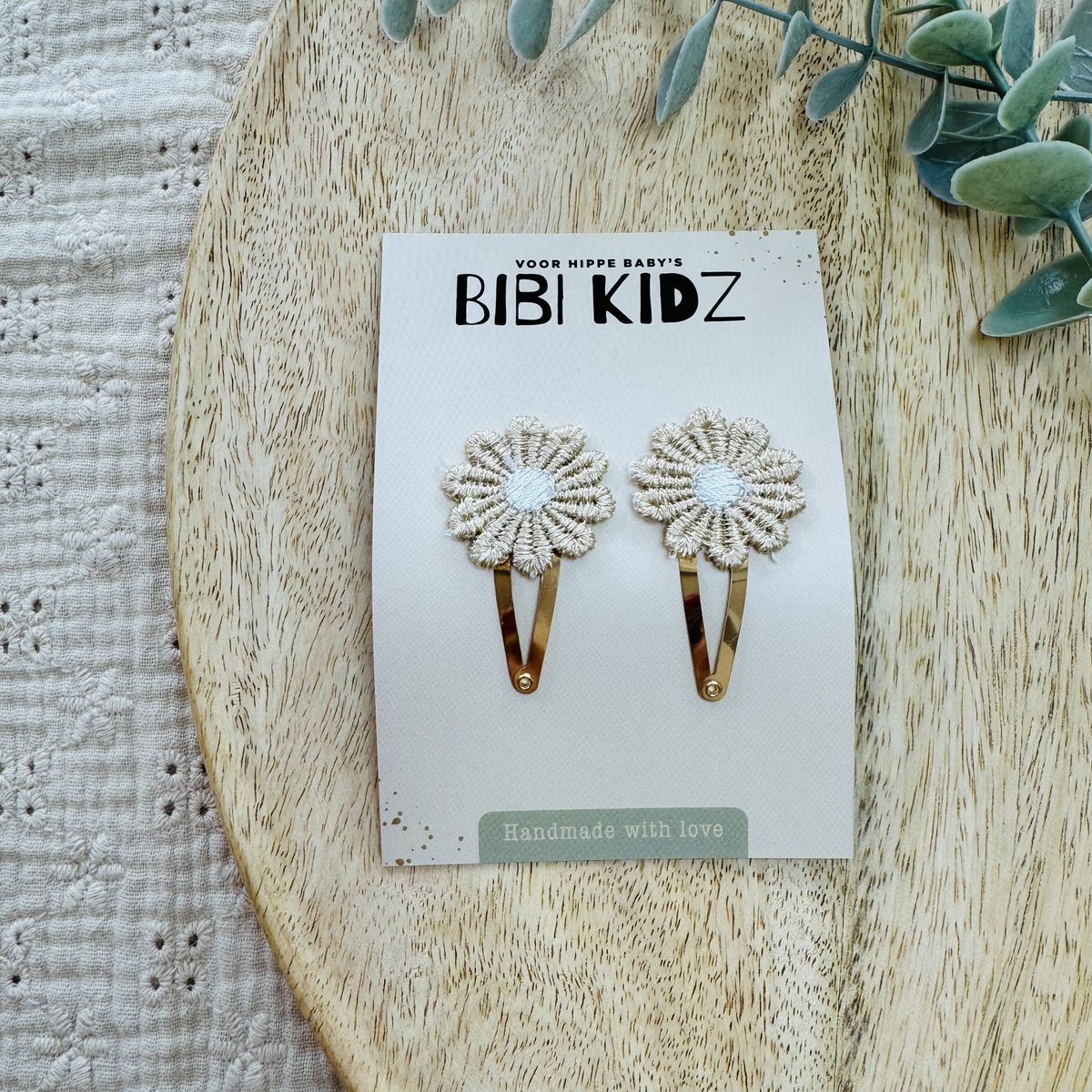 Haarnadelblume Beige