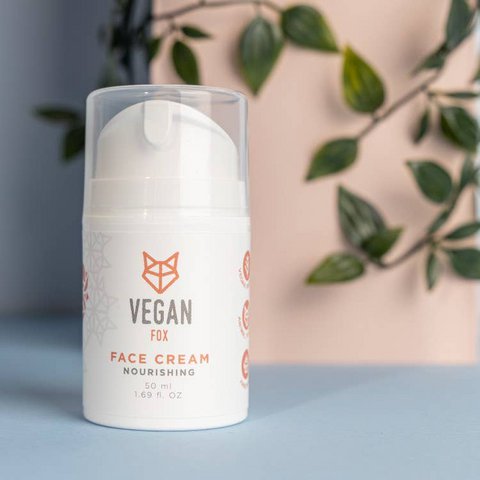 Voedende gezichtscrème met shea- en cacaoboter