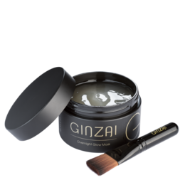 Face mask for calming and tightening with ginseng