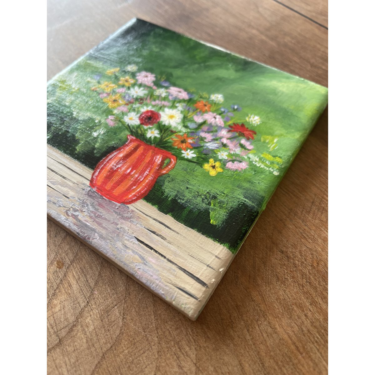 Ramo de campo en florero rojo | Azulejo pintado a mano