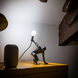DANCER LAMP