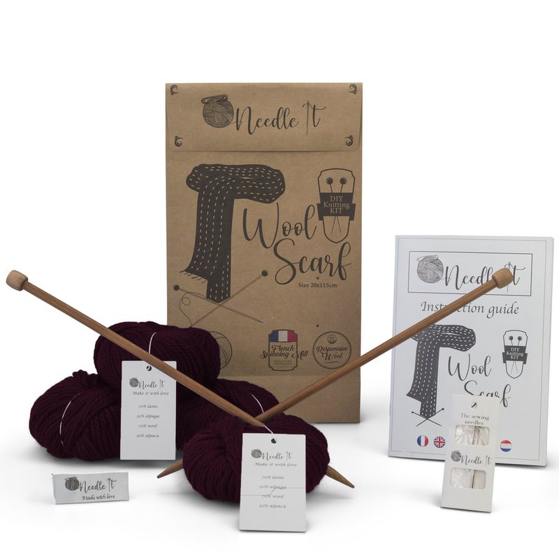 NEEDLE IT® Kit de Tejer para Adultos Principiantes Completo con Agujas de Tejer - Bufanda de Lana para Tejer DIY - Idea de Regalo (Bordeaux)