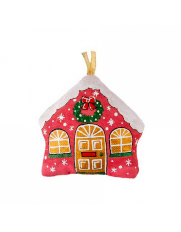 Vanilla house with Christmas wreath Red
