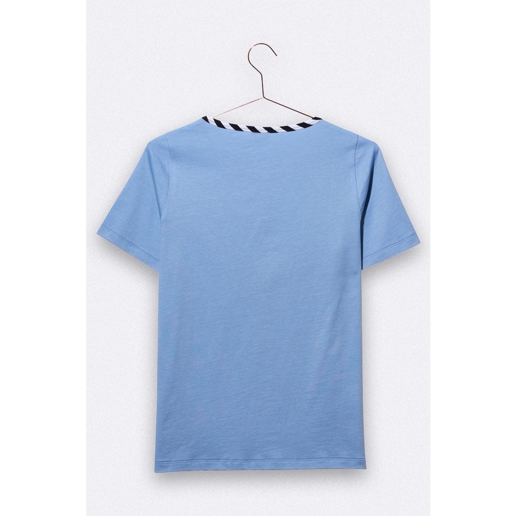 Balthasar t-shirt in lavendelblauw met gestreepte bies voor dames