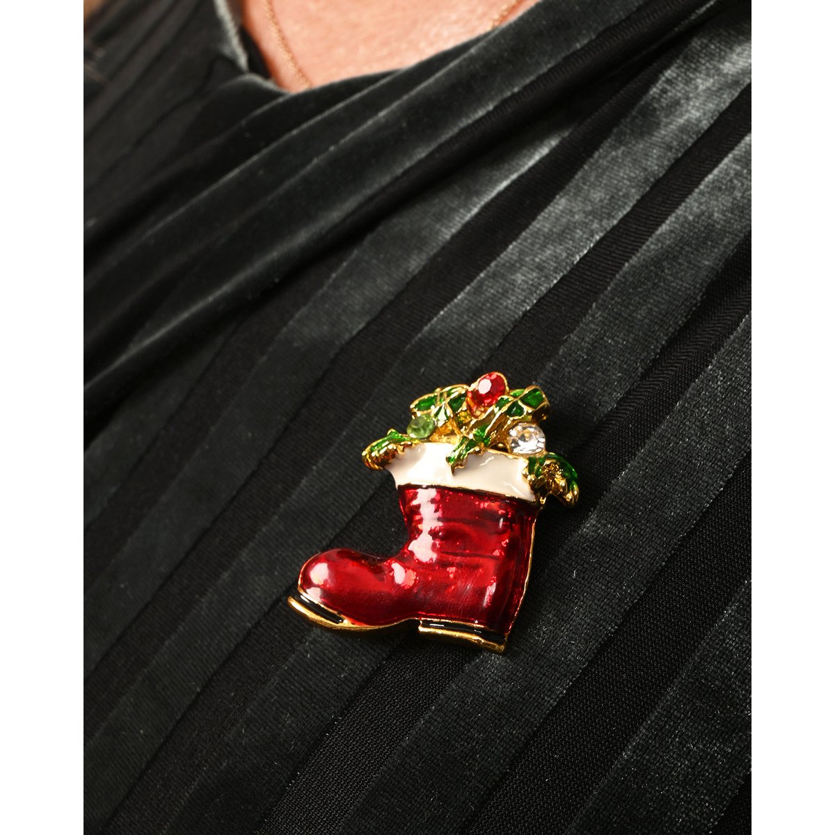 Brooch - Boot