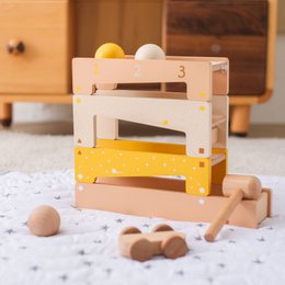 KIAN Family: Wooden knocking bench with ball and car racing track
