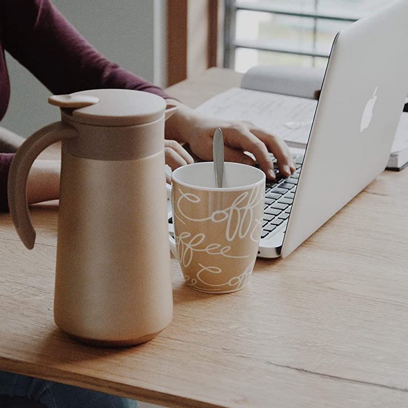 Thermos flask 0.8 liter gold