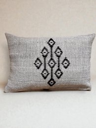 Heritage Line cushion - 40 x 60 cm