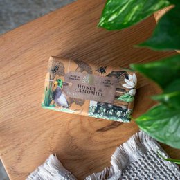 ENGLISH SOAP C° 190g zeep - Honey & Camomile
