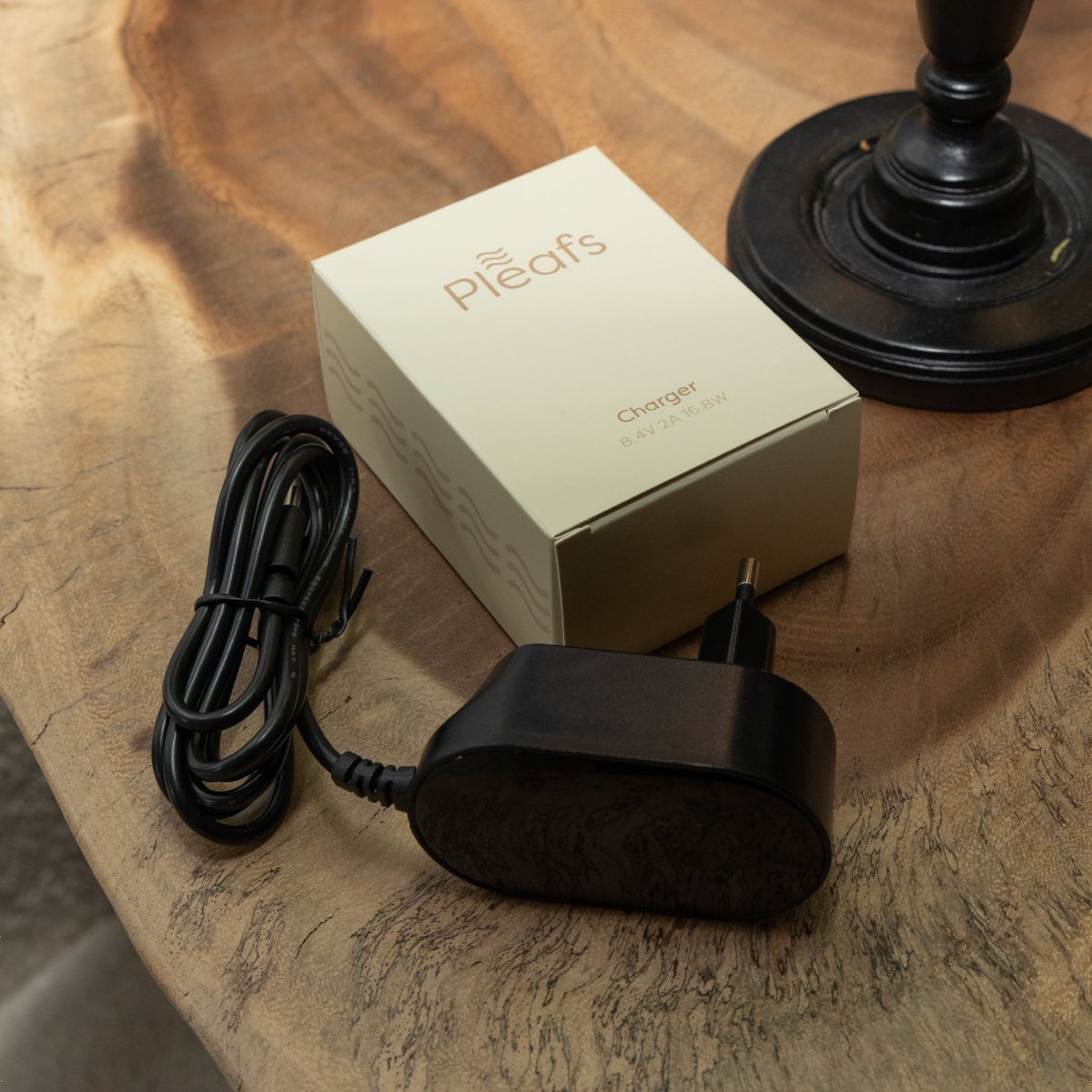 Pleafs® Oplader 8.4v USB-C EU