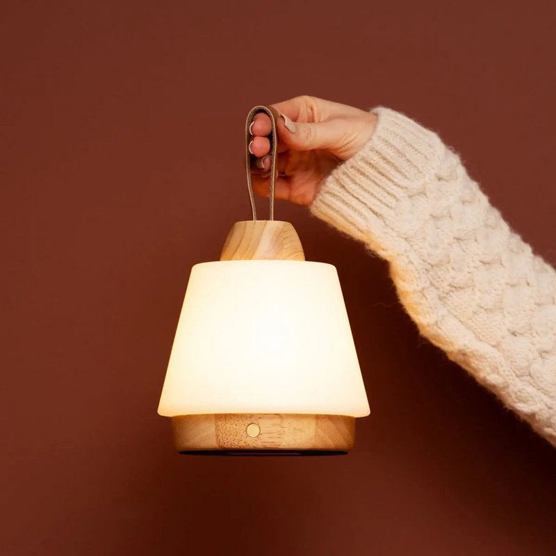 Liv Lysebrun Genopladelig Lampe