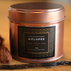 MELOPEE Amber-, Vanille- und Moschuskerze im Kleinformat