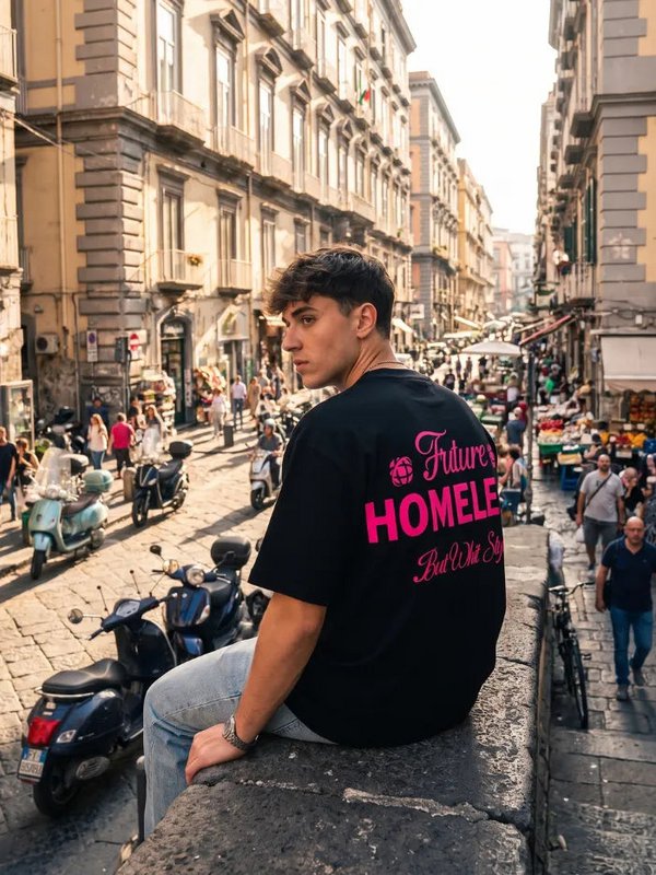 T-Shirt Nera 100% Cotone - Homeless - Made in Italy