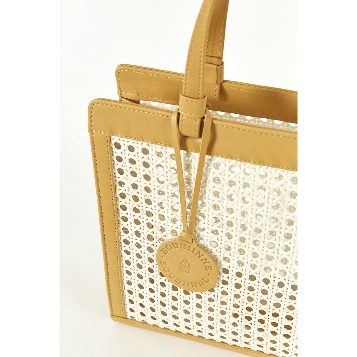 BOLSO DE MANO CHAÎSE CARRÉ MOSTAZA