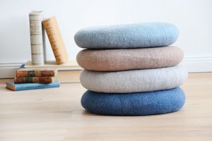Sitzkissen Rund BLAU aus FILZ, 100% Naturmaterial, 38 cm RUND viele Farben Pastel, Filz mit Woll-F llung, Fair Trade & Handarbeit aus Nepal