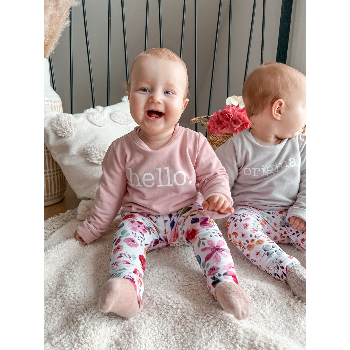 Pull oversize rose bio pour bébé avec imprimé