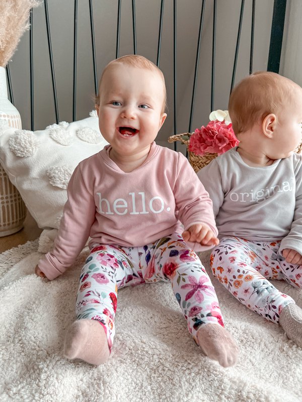 Pink økologisk baby oversize sweater med print