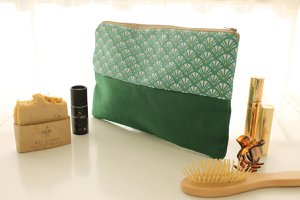 Maya green fans zipped pouch