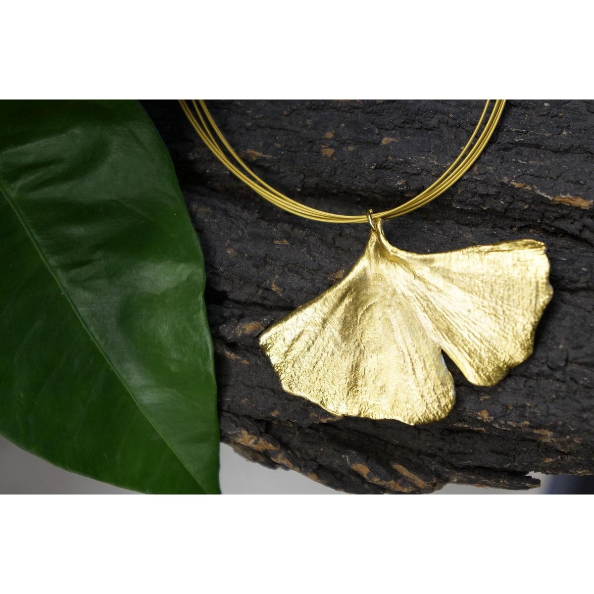 Real Ginkgo Biloba Leaf Necklace, 14K Gold Plated Brass Pendant, Handmade Jewelry Gift for Her, Birthday Gift for Women, Nature-Inspired