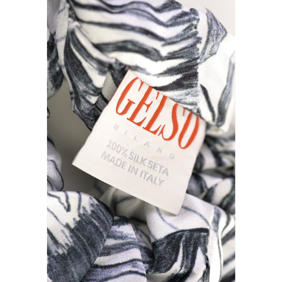 Zijden Scrunchie "Witte Zebra" Print