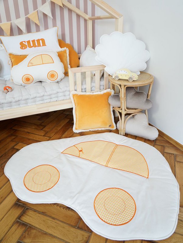 Children's car mat "Honey checkered"