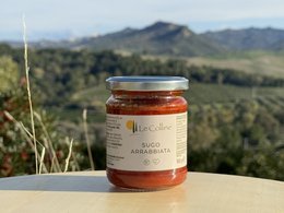 Tomato sauce Arrabbiata from Italy