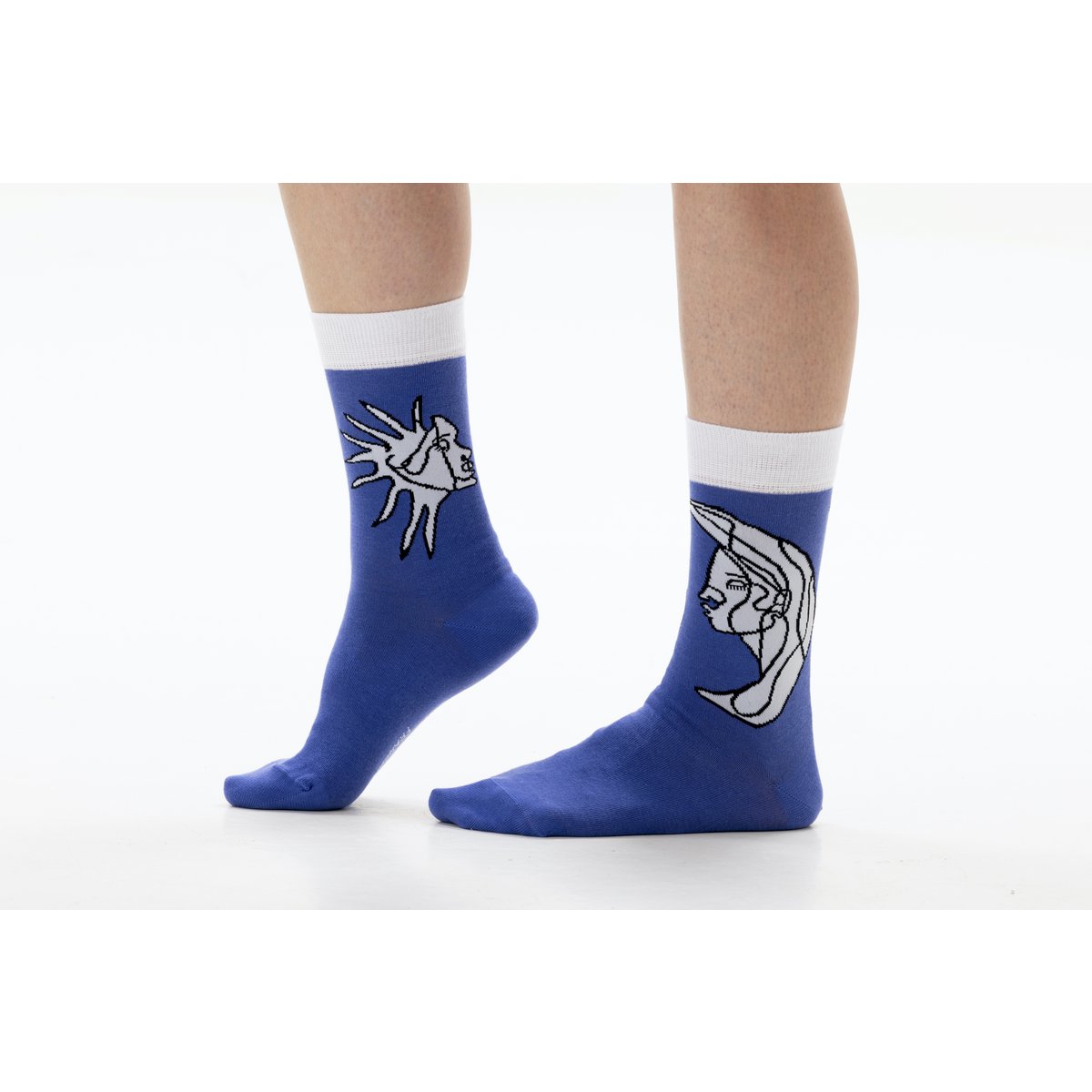 Chaussettes dépareillées françaises soleil et lune