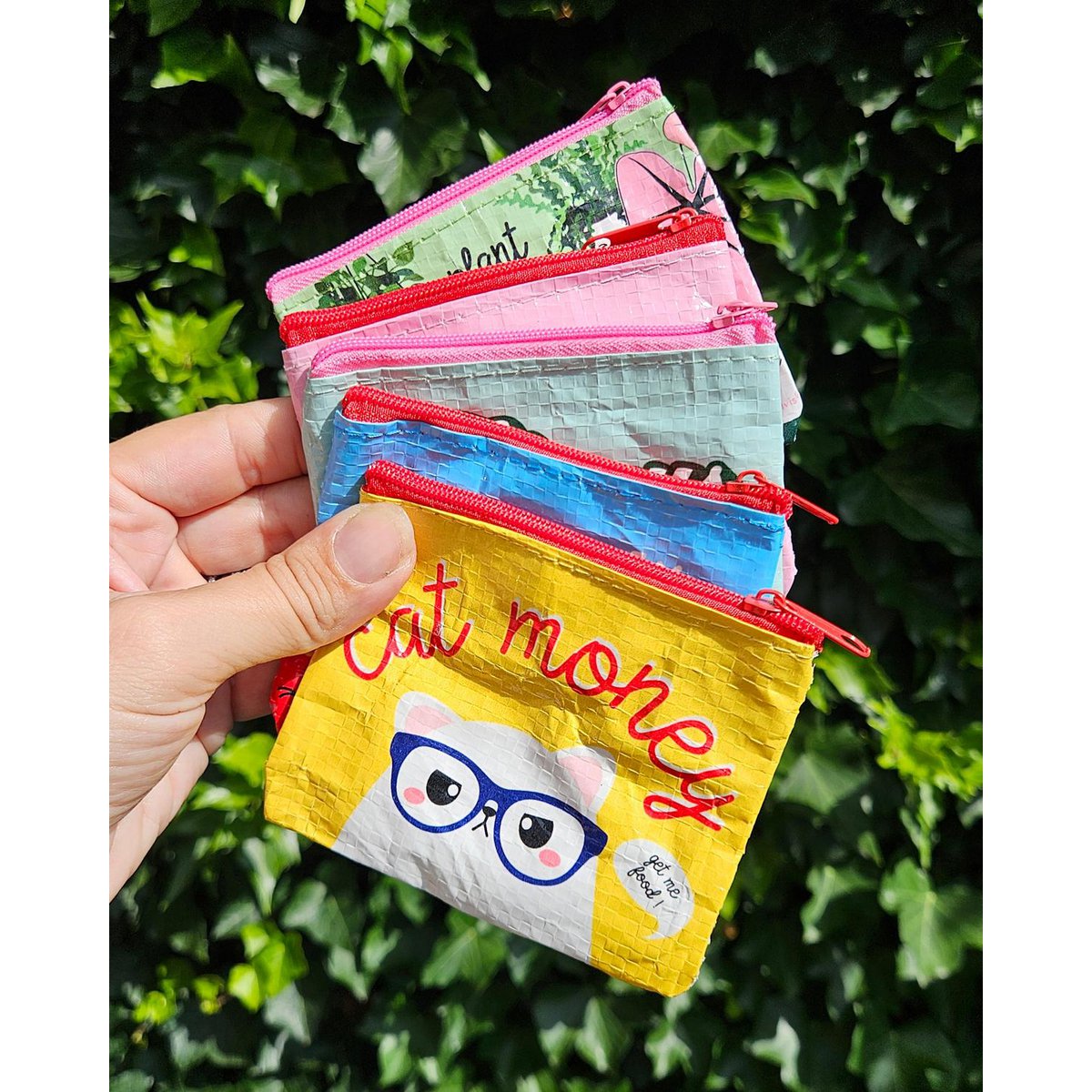 Mini Wallet Cat Money from Recycled Plastic