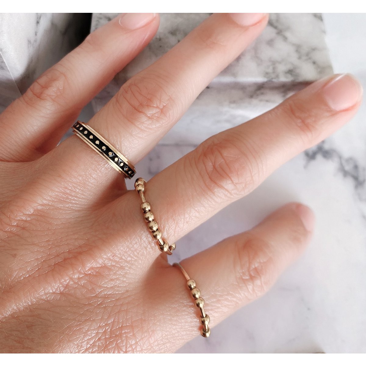 R1062 Classic Anxiety Fidget Ring 10 Kugeln Goldfarben