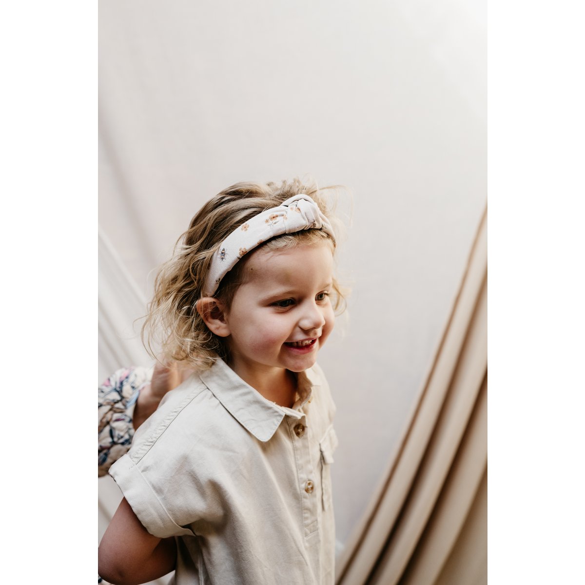 MEES & MEG x Studio Frommie | Cerchietto con nodo diadema – Fiore di Primavera