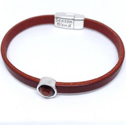 Timeless leather bracelet antique silver plated colorful