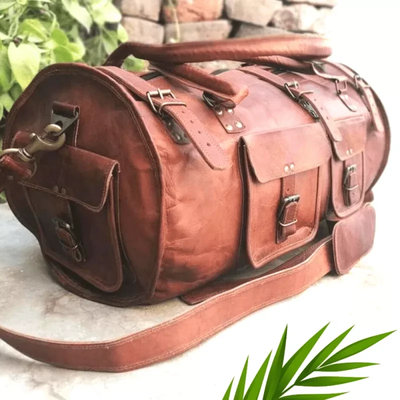 Voyager "Edge" in pelle marocchina fatta a mano – Borsone espandibile artigianale da 24" (60 cm) con organizzazione a tre tasche