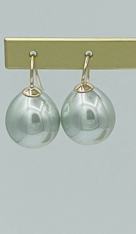 Pearl earrings classic jade green gold plated