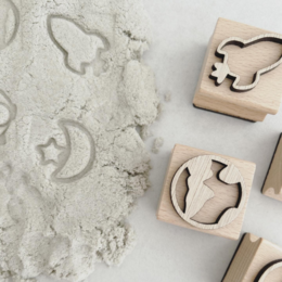 Espace de jeu de tampons en bois (8 motifs, double face)
