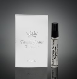  Signature eau de parfum for women, 5ml, in a sleek white box with elegant crown logo.