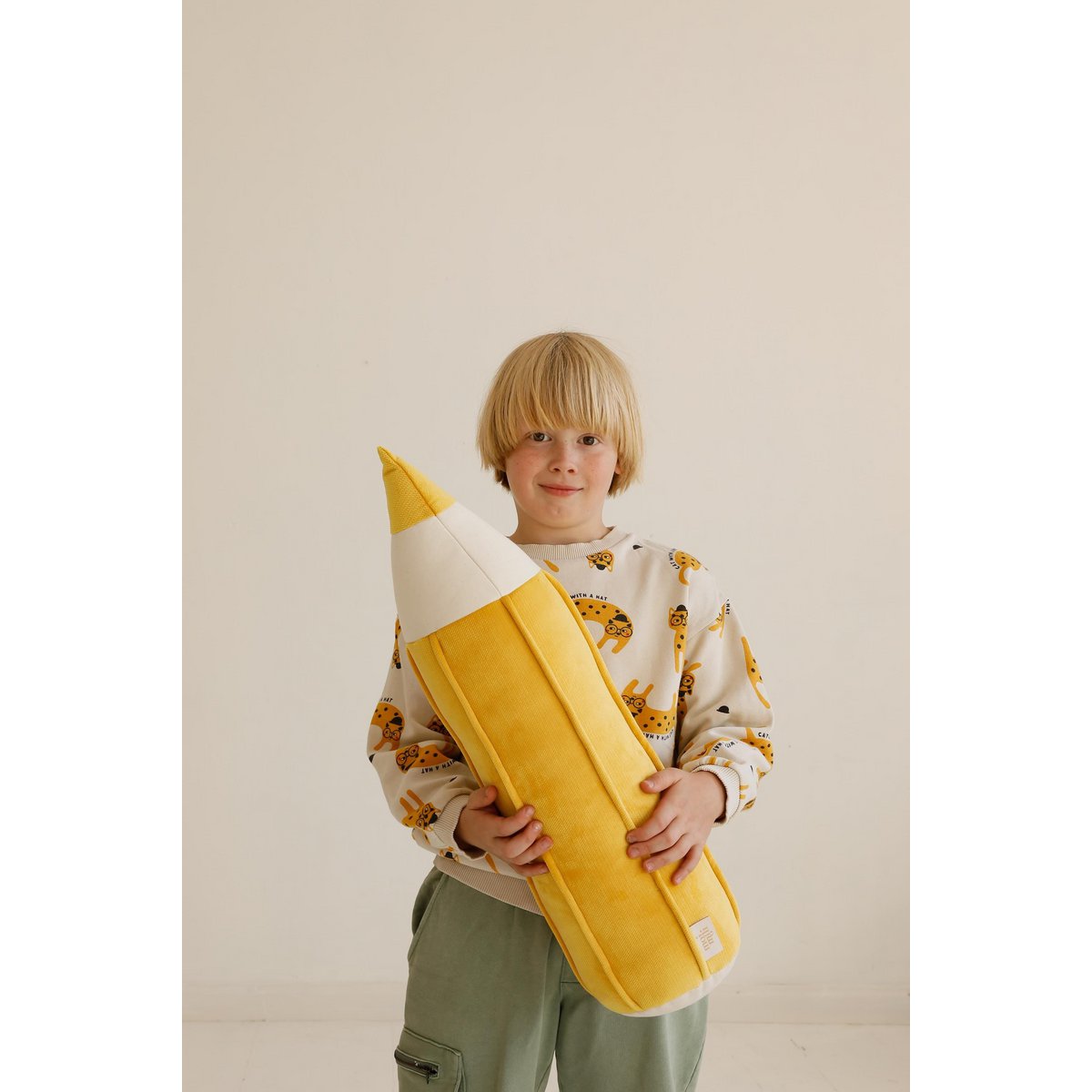 Crayon velvet pillow “Yellow"