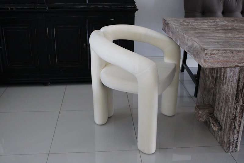 Spisestuestol Japandi White Velvet