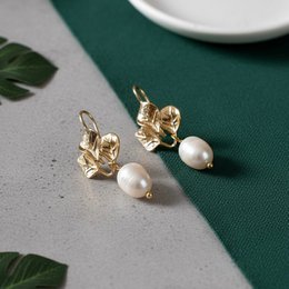 DAISY – Orecchini con Perle di Fiume Placcati Oro 18k