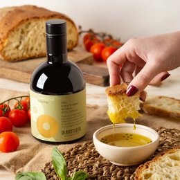Extra virgin olive oil Coratina