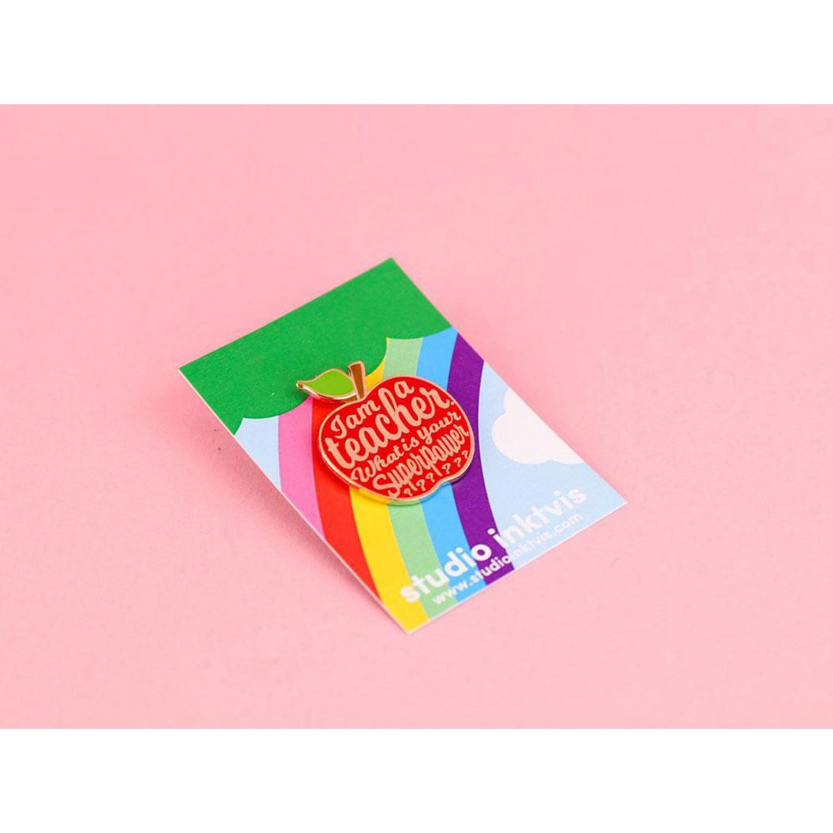 Pin I am a Teacher rood