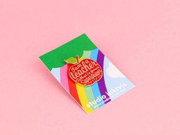 Pin I am a Teacher rood