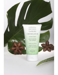 Hydrating day cream, certified organic, with natural ingredients like star anise and green tea. Moisturizes and nourishes skin.