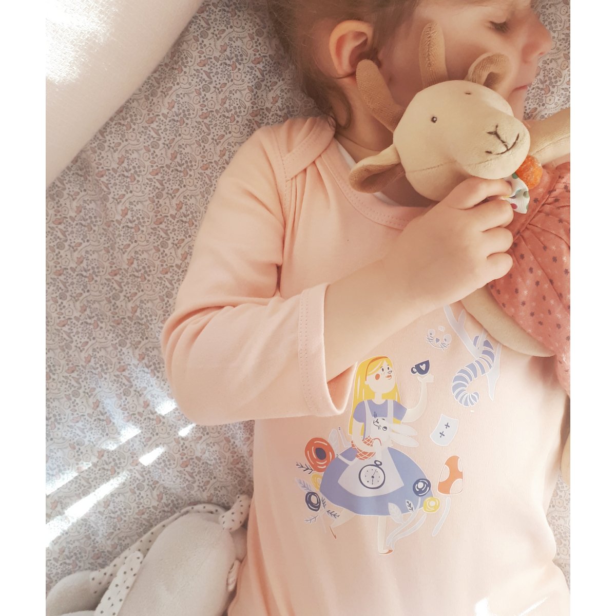 Puderrosa Pyjama Alice im Wunderland 100% Bio-Baumwolle zertifiziert OEKO-TEX