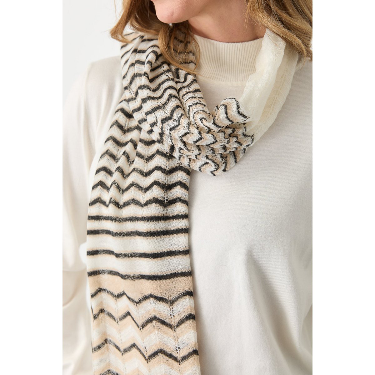 Cybele Shawl Ecru-Beige-Black