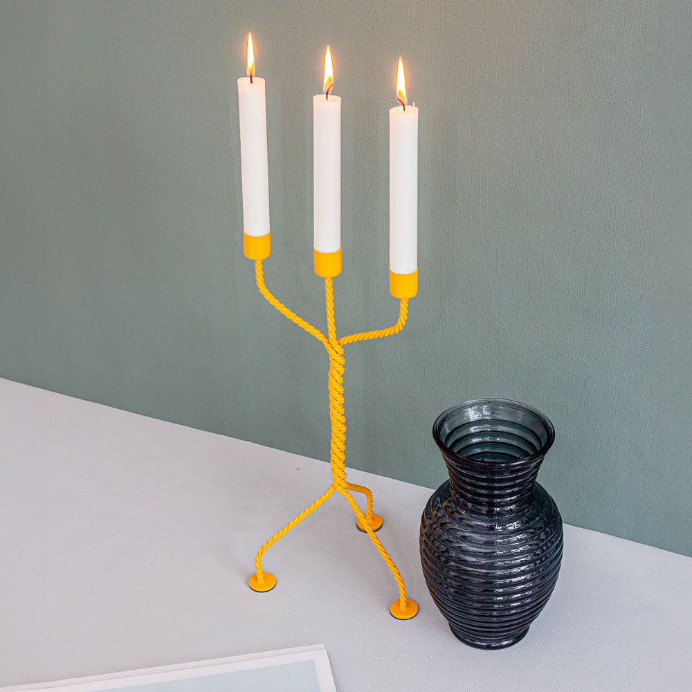 TWISTED CANDLEHOLDER