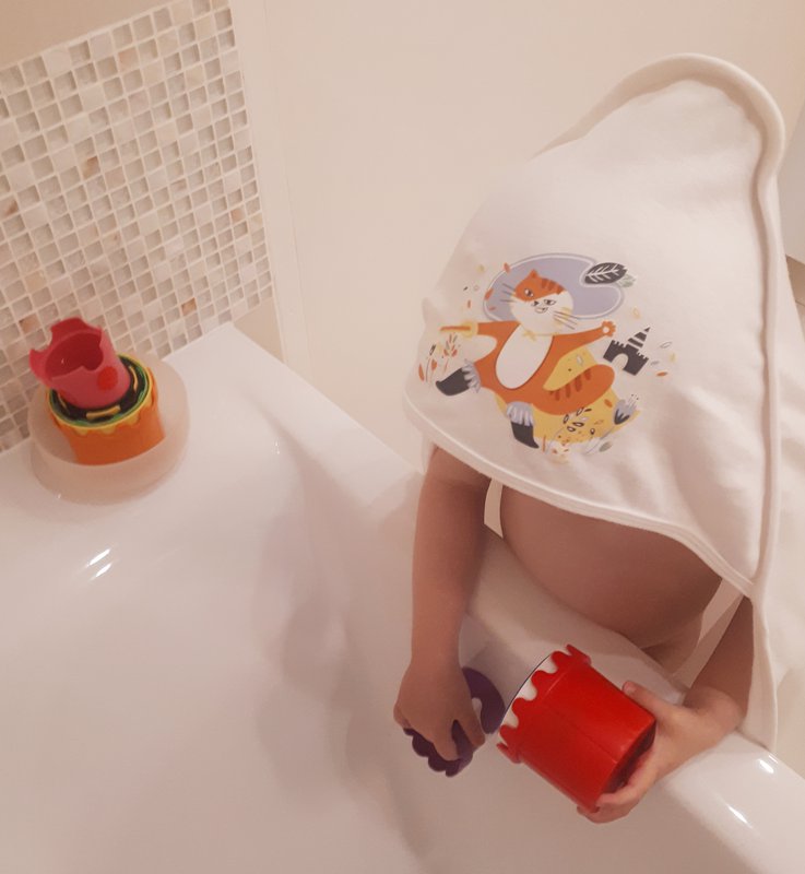 Cat Botté bath cape 100% organic cotton certified OEKO-TEX