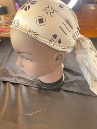 Mama Theresa's Satin Sleeping Cap per Afro -Locken - Polka Dot Bogolan Print