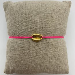 Small Golden Shell Bracelet