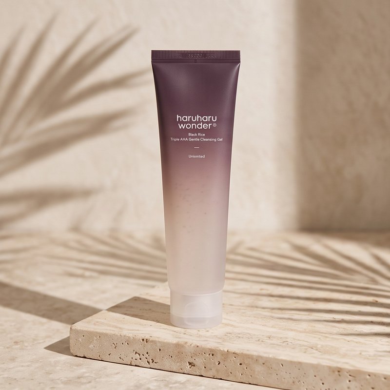 Haruharu Wonder – Black Rice Triple AHA Gentle Cleansing Gel